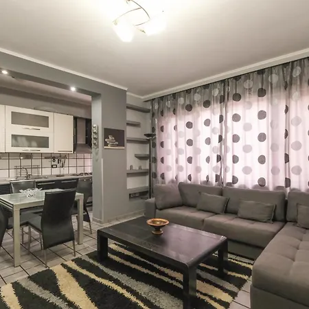 Cozy Near Of Διαμέρισμα *
