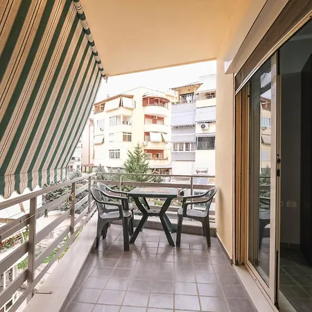 Cozy Near Of Τίρανα